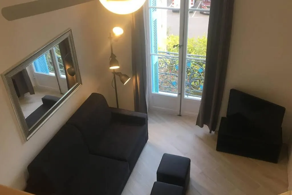 דירה מנטון Orient Palace Grand Studio, 4P, Wifi, Centre Ville