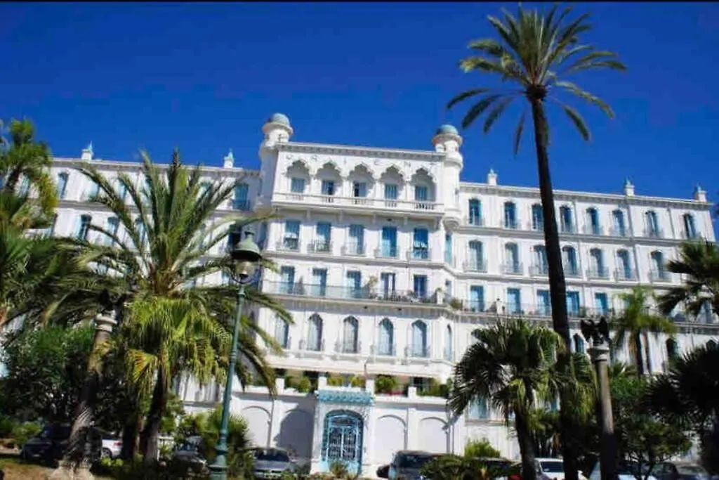 מנטון Orient Palace Grand Studio, 4P, Wifi, Centre Ville 0*,  צרפת