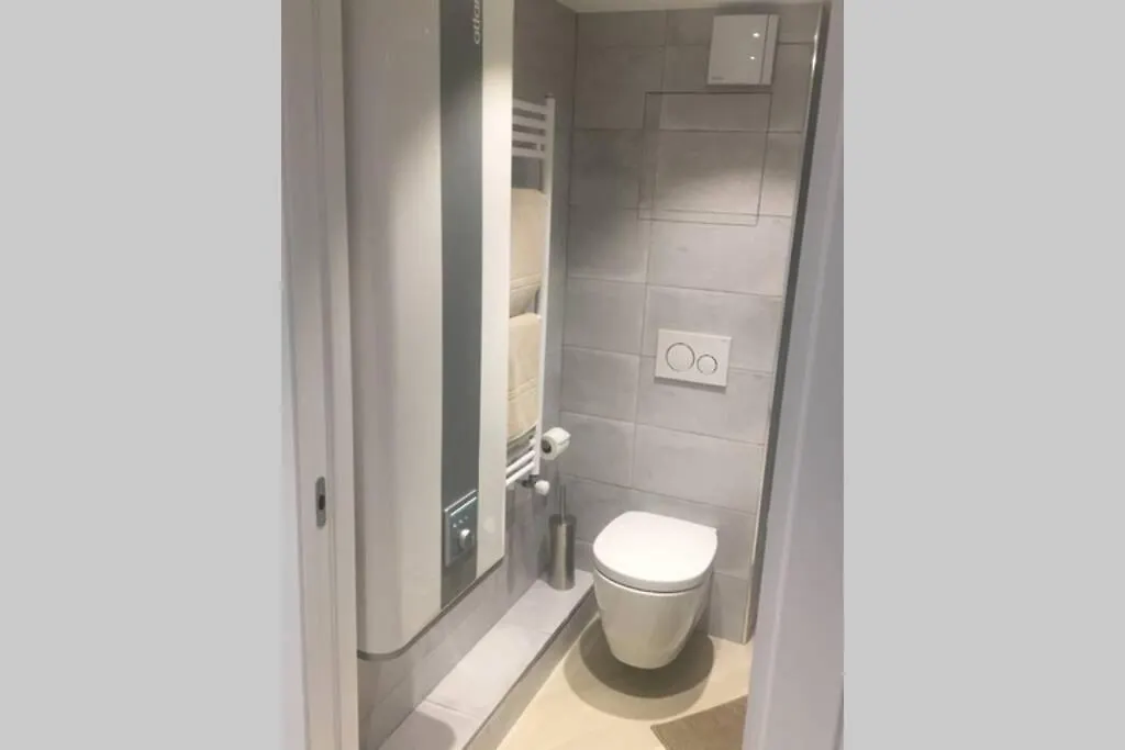 Orient Palace Grand Studio, 4P, Wifi, Centre Ville Menton Apartment